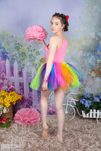 Cutie shows her pussy 00