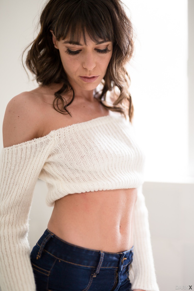 Vera King Interracial Sex 01