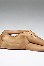 Nicole Sexy Nude Girl Posing In Studio 09