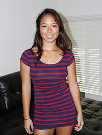 Busty Amateur Janelle 00