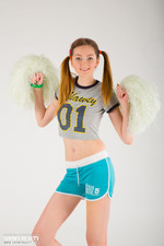 Naked Cheerleader 00
