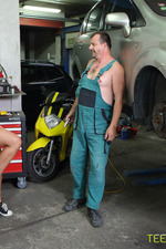 Mature Mechanic Fixes Both A Broken Car And A Sex-hungry Cutie 08