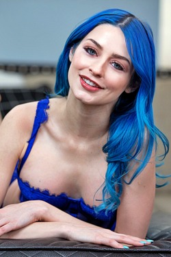 Shining Beauty Jewelz Blu