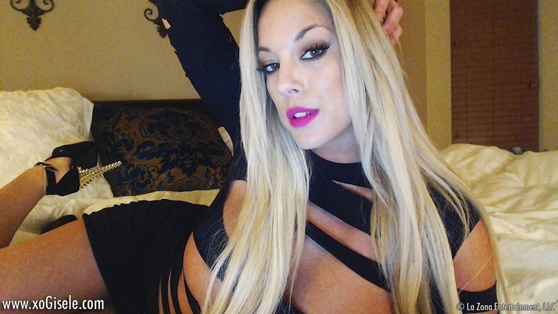 Busty Gisele Webcam Show 00